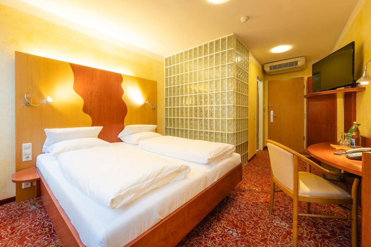 Allvitalis Traumhotel Καρλσρούη Εξωτερικό φωτογραφία