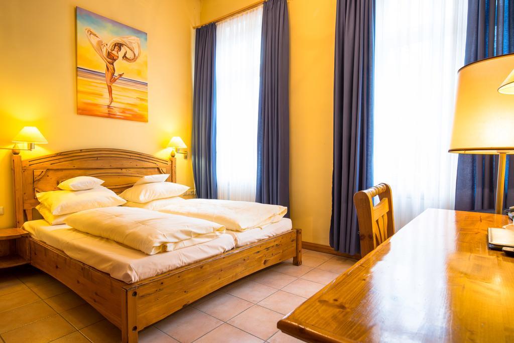 Allvitalis Traumhotel Καρλσρούη Εξωτερικό φωτογραφία